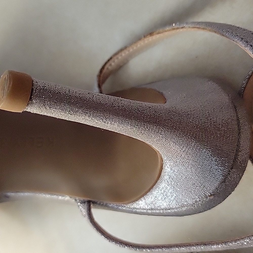 Silver Slippers - Picture 6 of 12